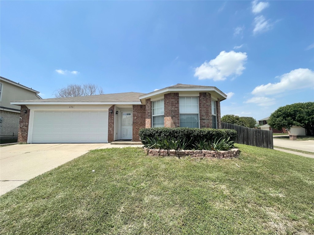 636 Bluejay Drive Saginaw TX 76131