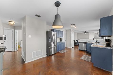 6724 Meadow Way Lane Fort Worth TX 76179