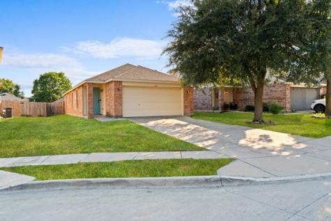 6724 Meadow Way Lane Fort Worth TX 76179
