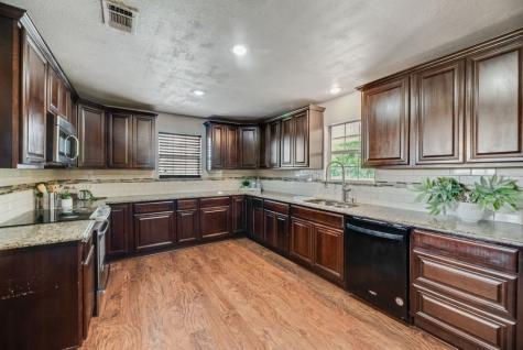 10752 County Road 312 Terrell TX 75161