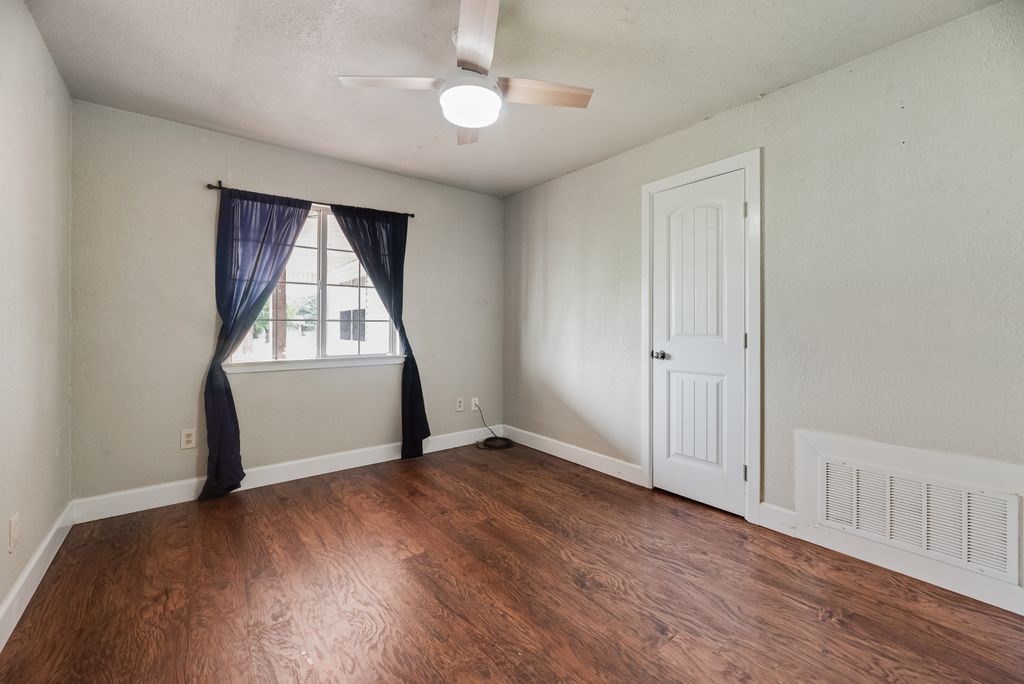 10752 County Road 312 Terrell TX 75161