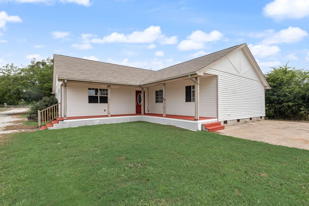 10752 County Road 312 Terrell TX 75161