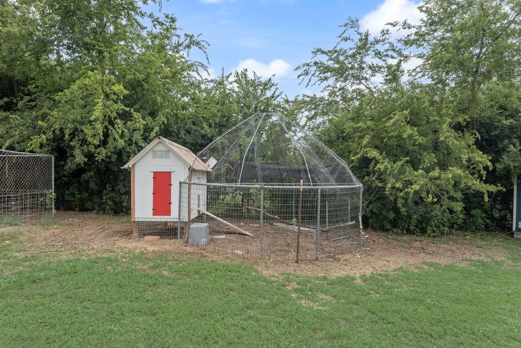 10752 County Road 312 Terrell TX 75161