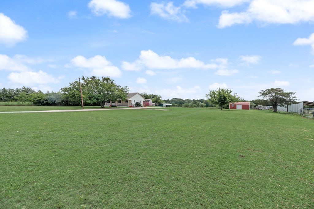 10752 County Road 312 Terrell TX 75161