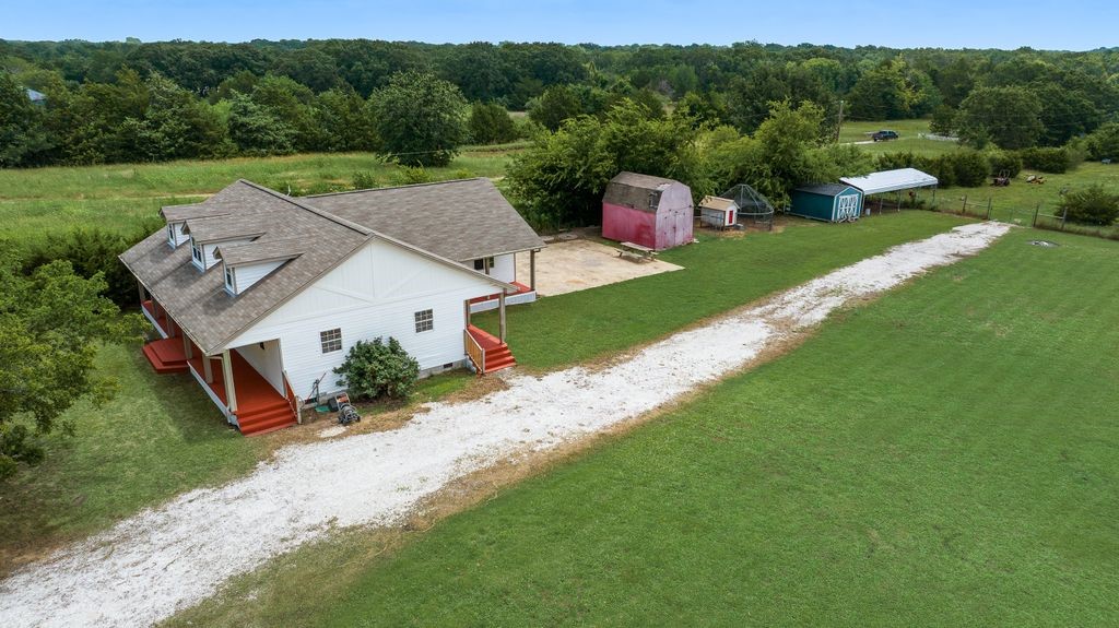 10752 County Road 312 Terrell TX 75161