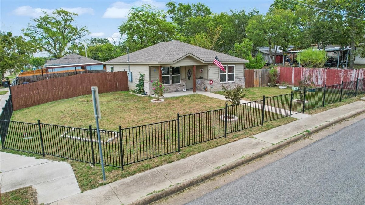 3201 King Street Greenville TX 75401