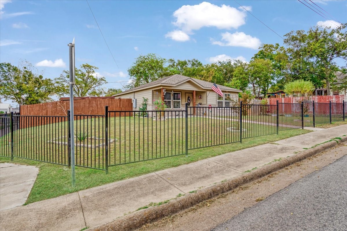 3201 King Street Greenville TX 75401
