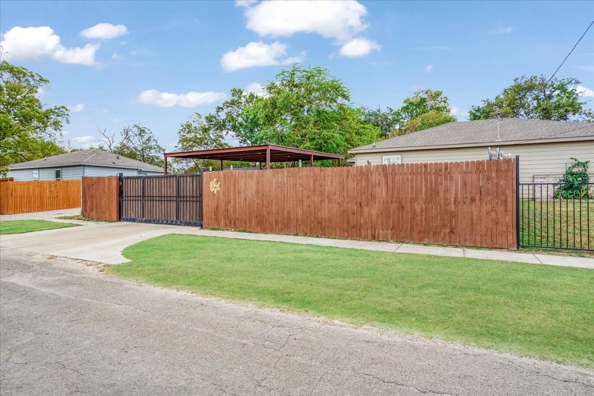 3201 King Street Greenville TX 75401