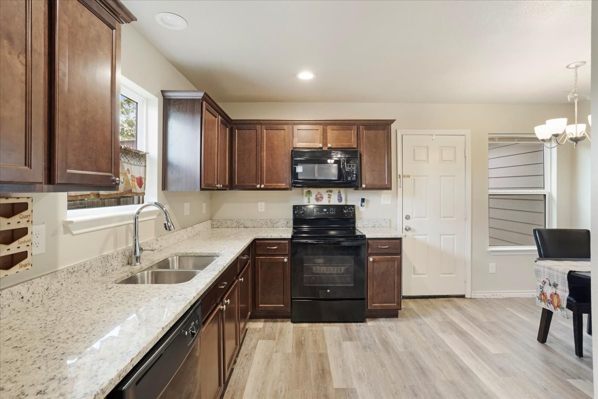 3201 King Street Greenville TX 75401