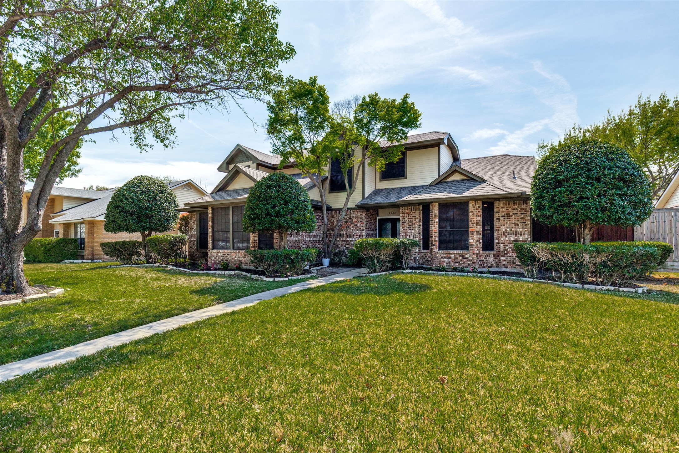 2028 Robin Hill Lane Carrollton TX 75007