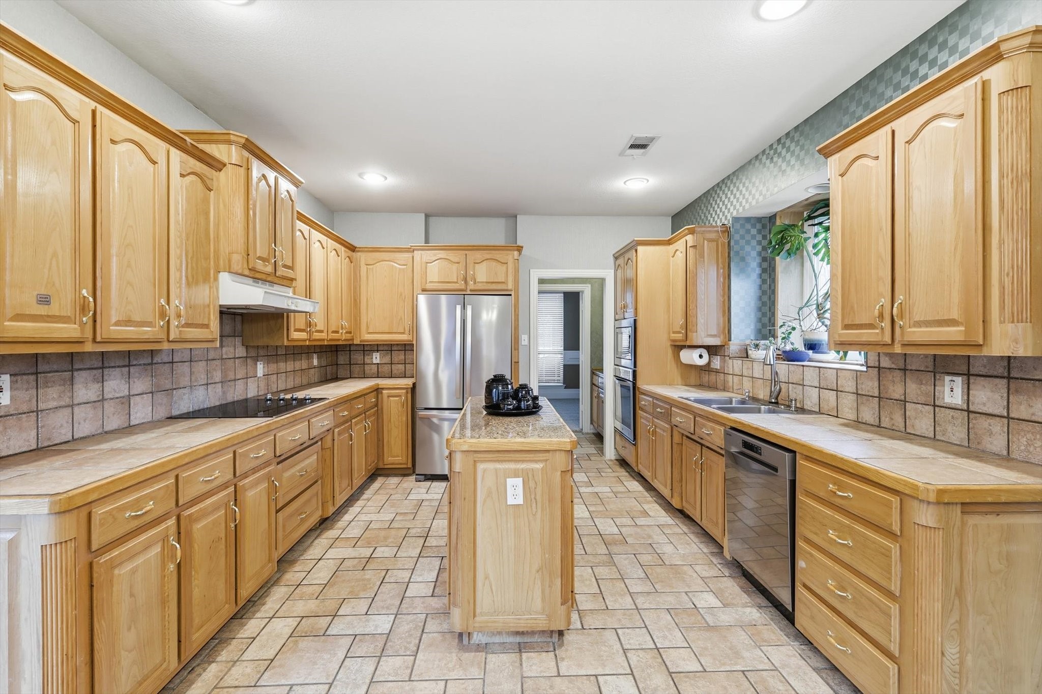 3324 Lexington Avenue Grapevine TX 76051