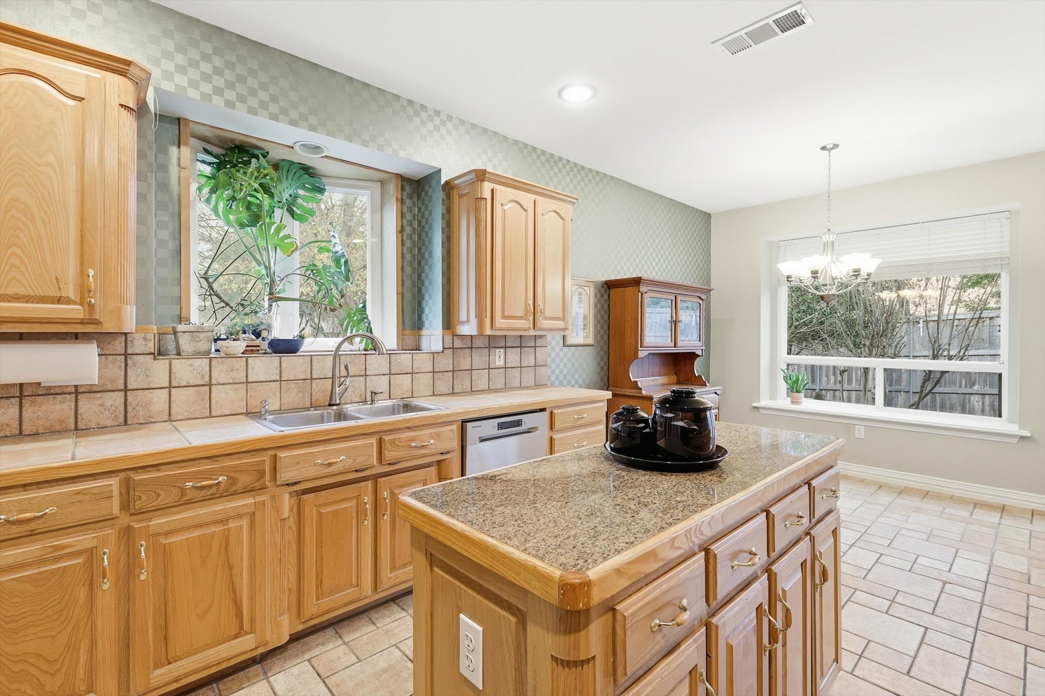 3324 Lexington Avenue Grapevine TX 76051