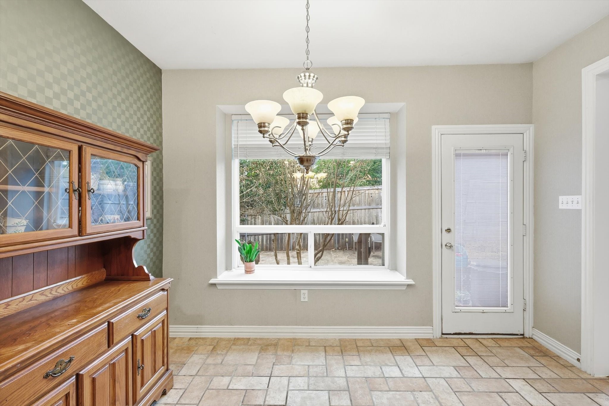 3324 Lexington Avenue Grapevine TX 76051