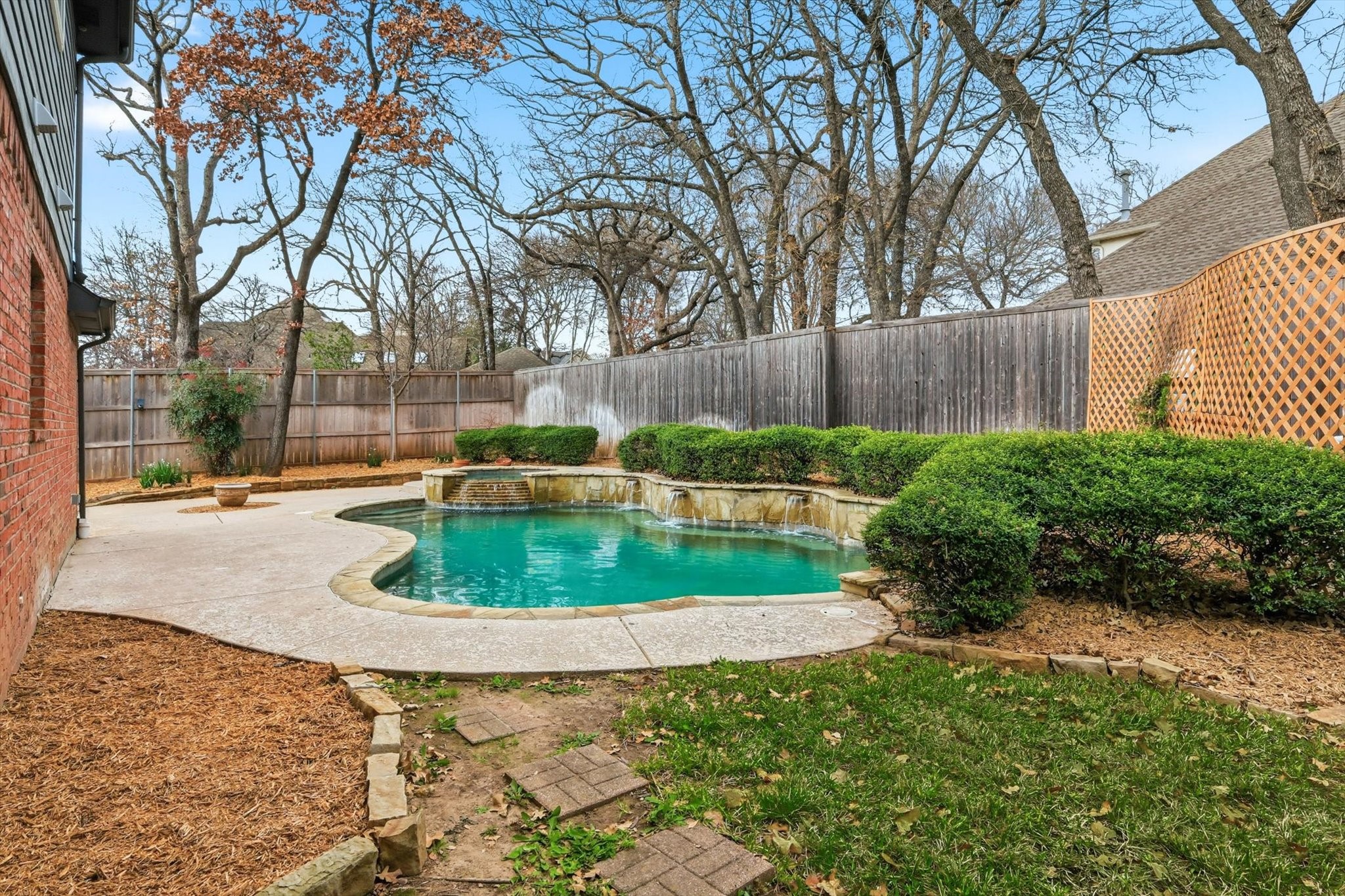 3324 Lexington Avenue Grapevine TX 76051