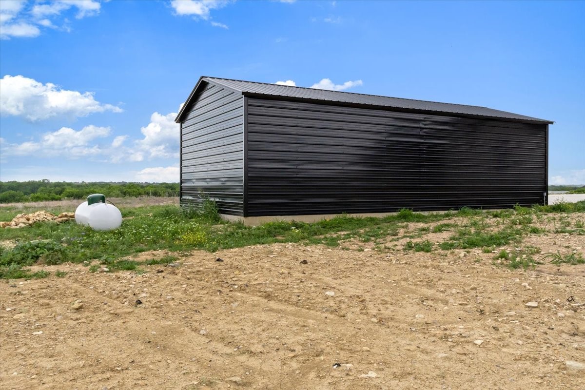 711 Hummingbird Lane Justin TX 76247