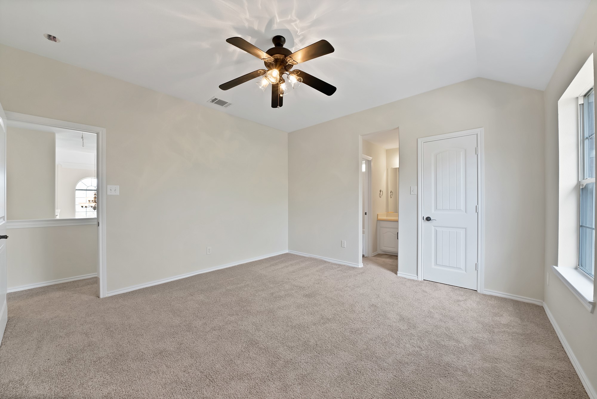 2770 S Lakeview Drive Cedar Hill TX 75104
