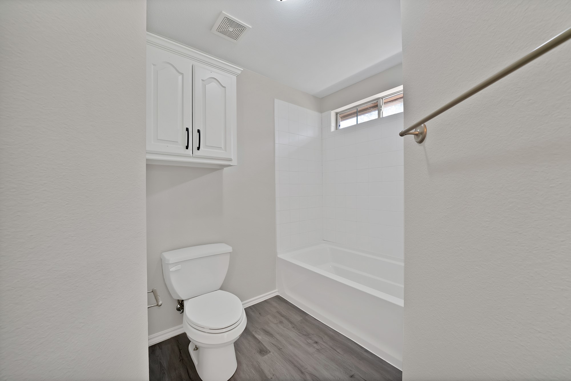 2770 S Lakeview Drive Cedar Hill TX 75104