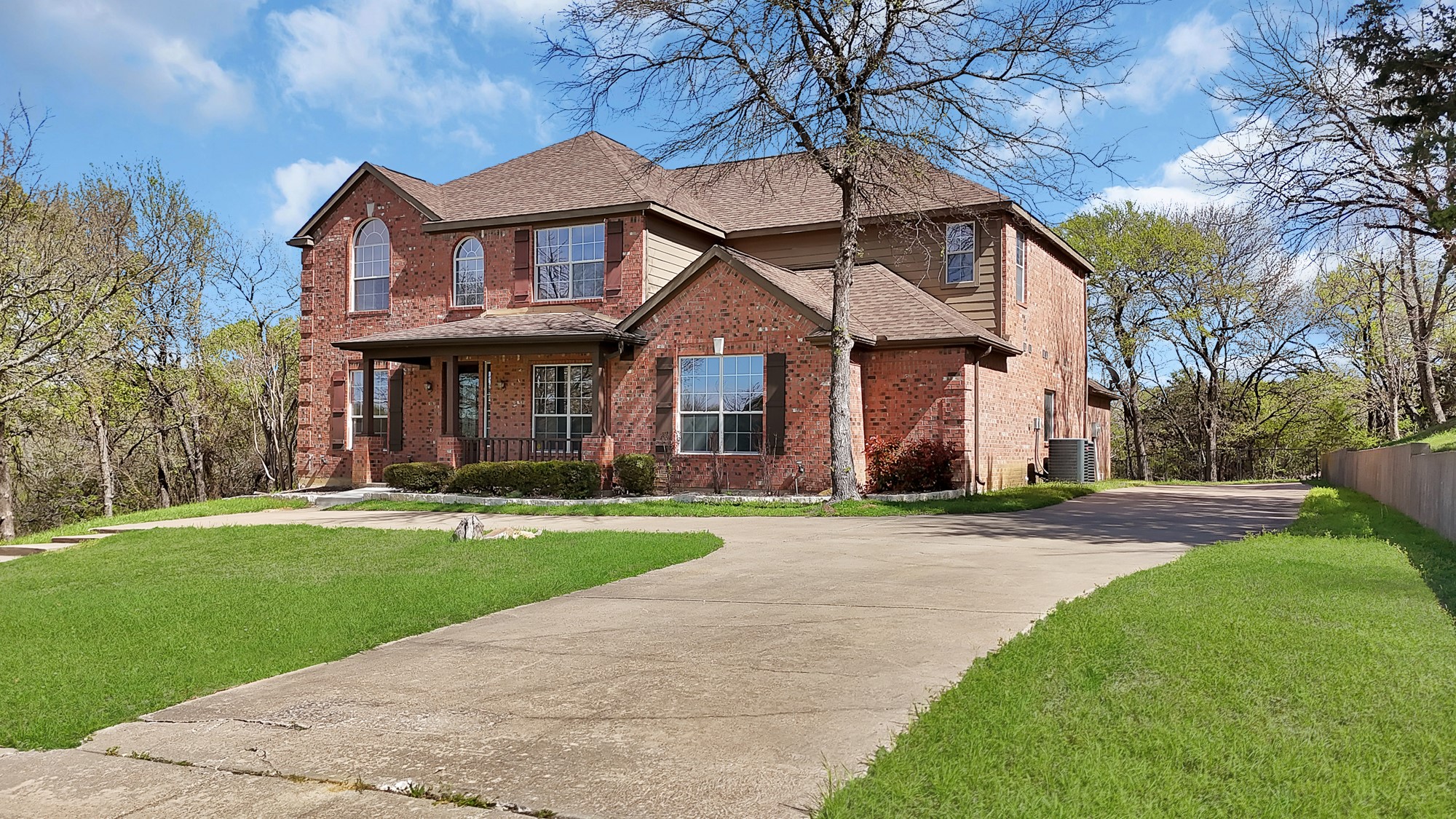 2770 S Lakeview Drive Cedar Hill TX 75104