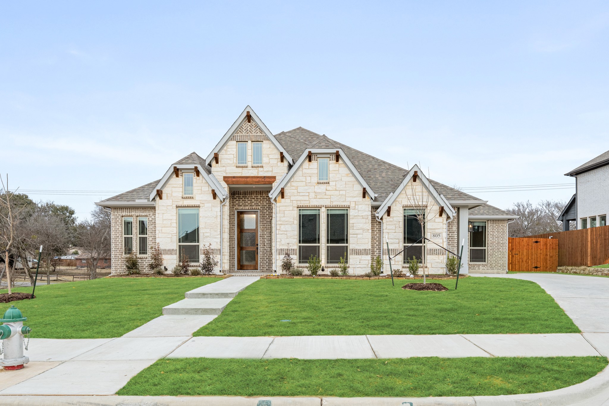 805 Delray Court Midlothian TX 76065