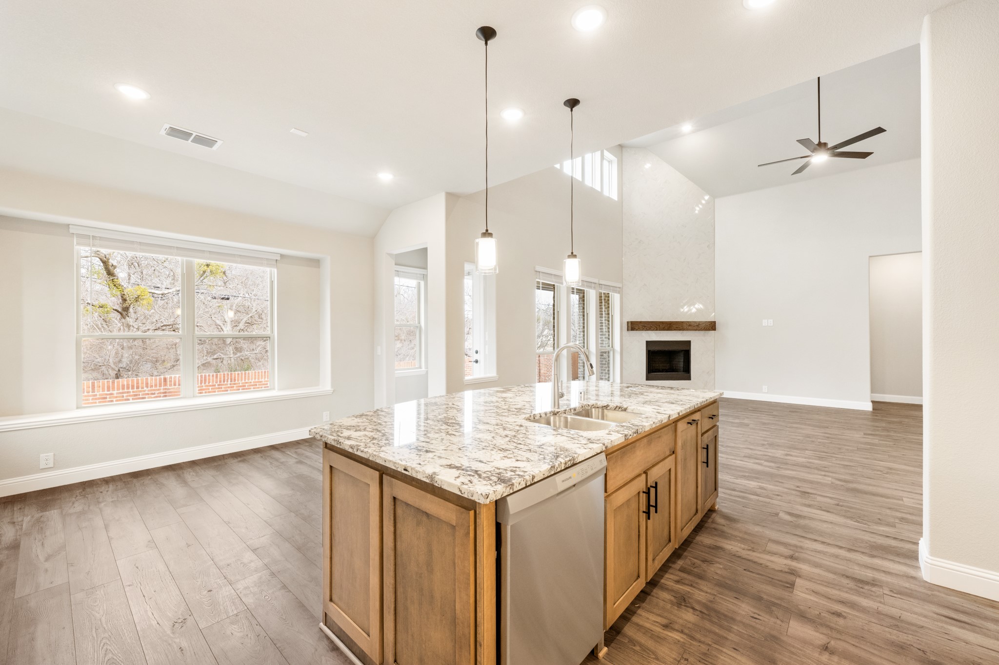 805 Delray Court Midlothian TX 76065
