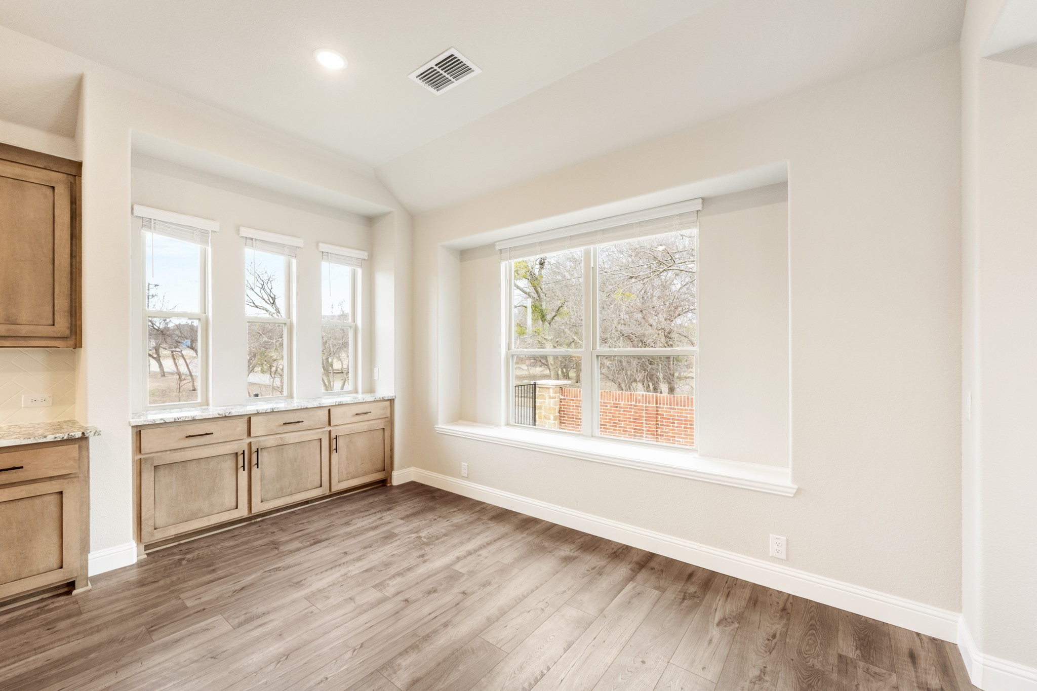 805 Delray Court Midlothian TX 76065