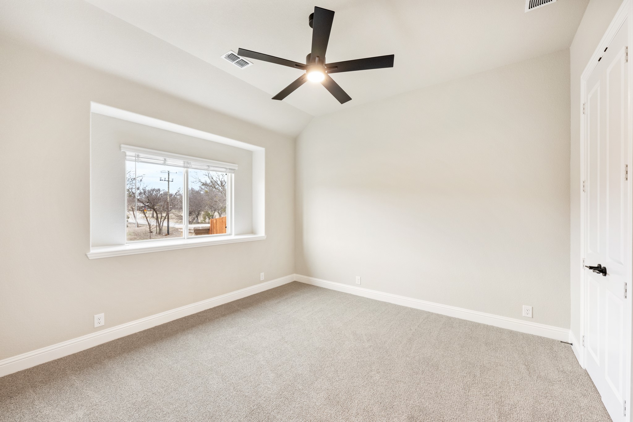 805 Delray Court Midlothian TX 76065