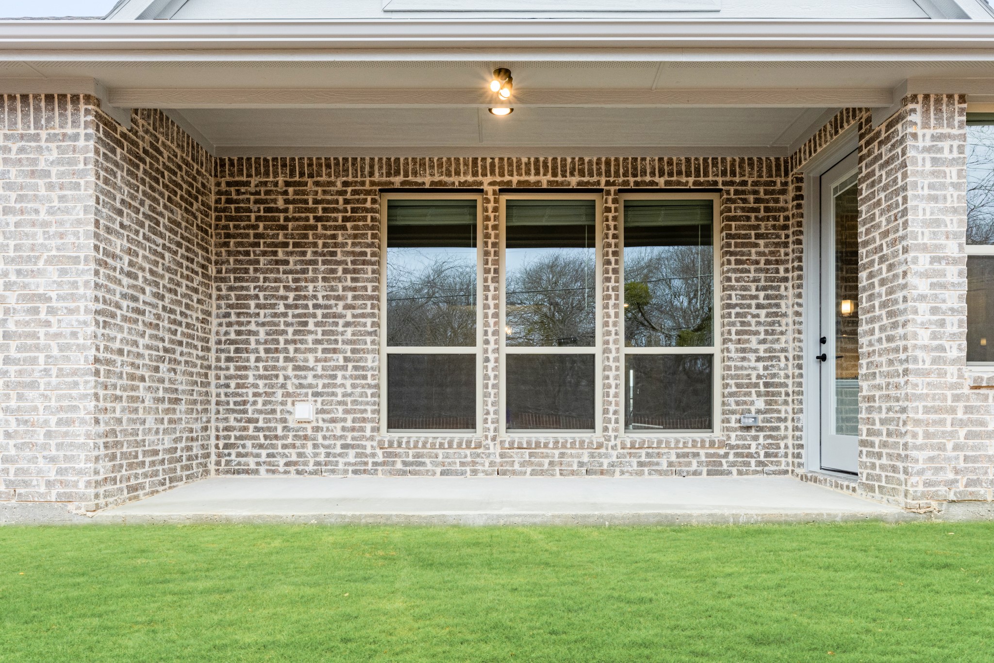 805 Delray Court Midlothian TX 76065