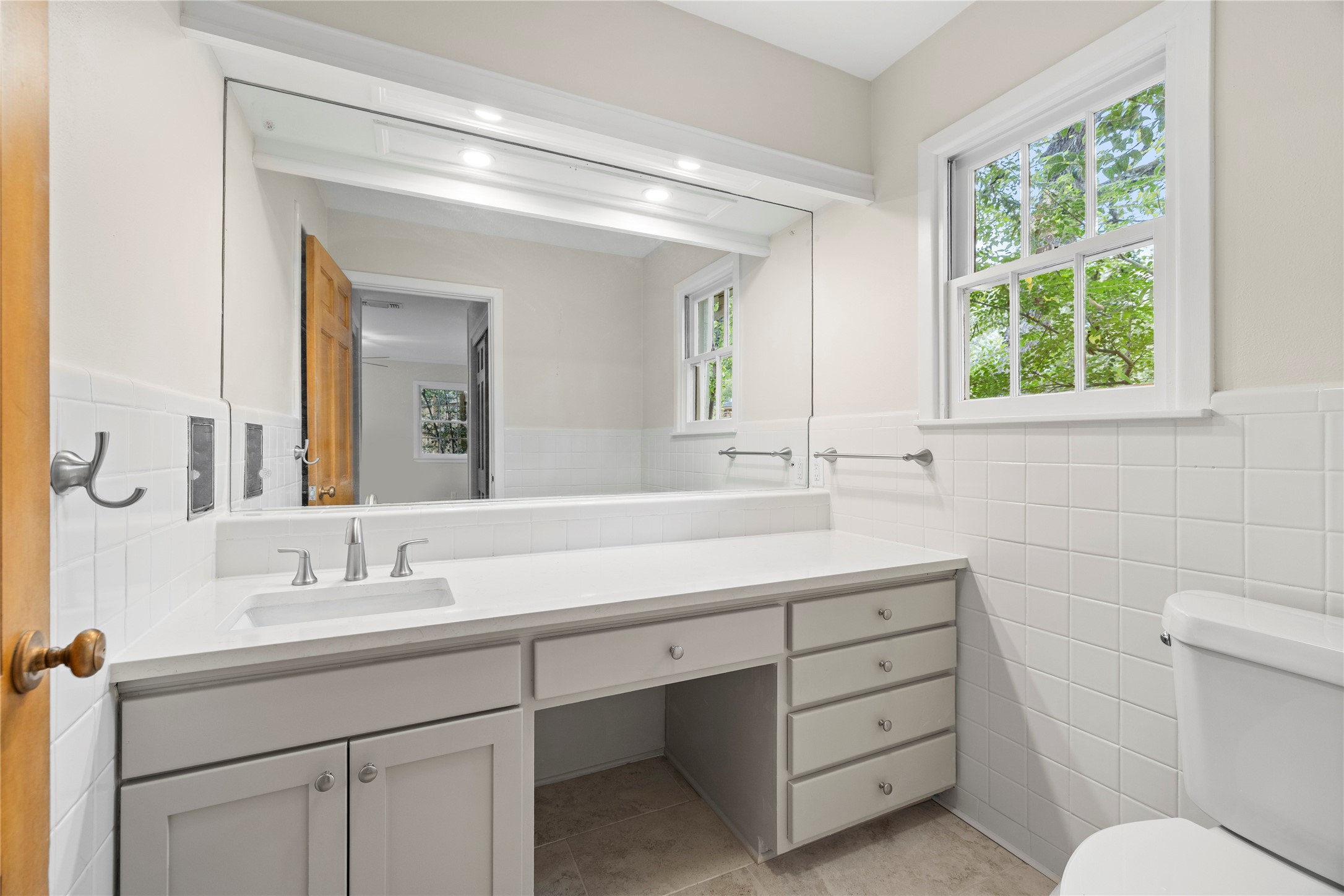 1602 Dennis Drive Tyler TX 75701