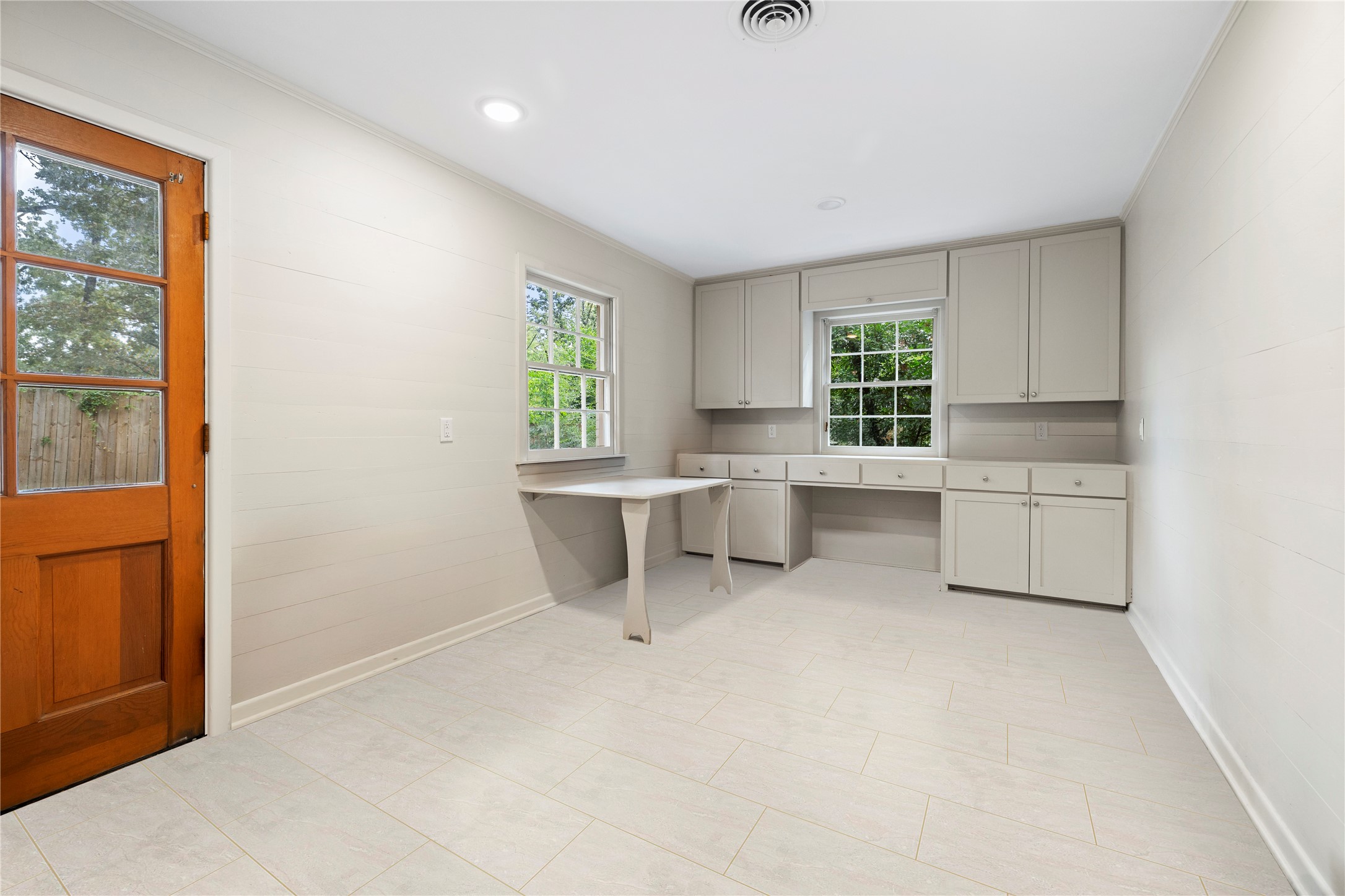 1602 Dennis Drive Tyler TX 75701