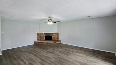 7437 Sandhurst Lane S North Richland Hills TX 76182