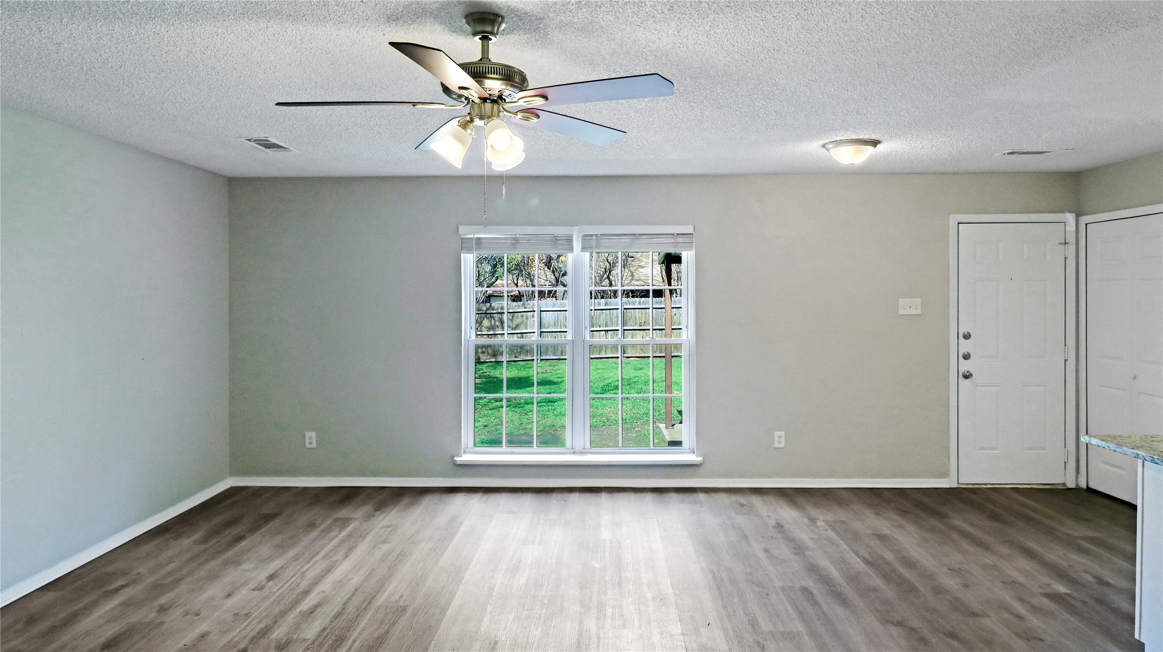 7437 Sandhurst Lane S North Richland Hills TX 76182