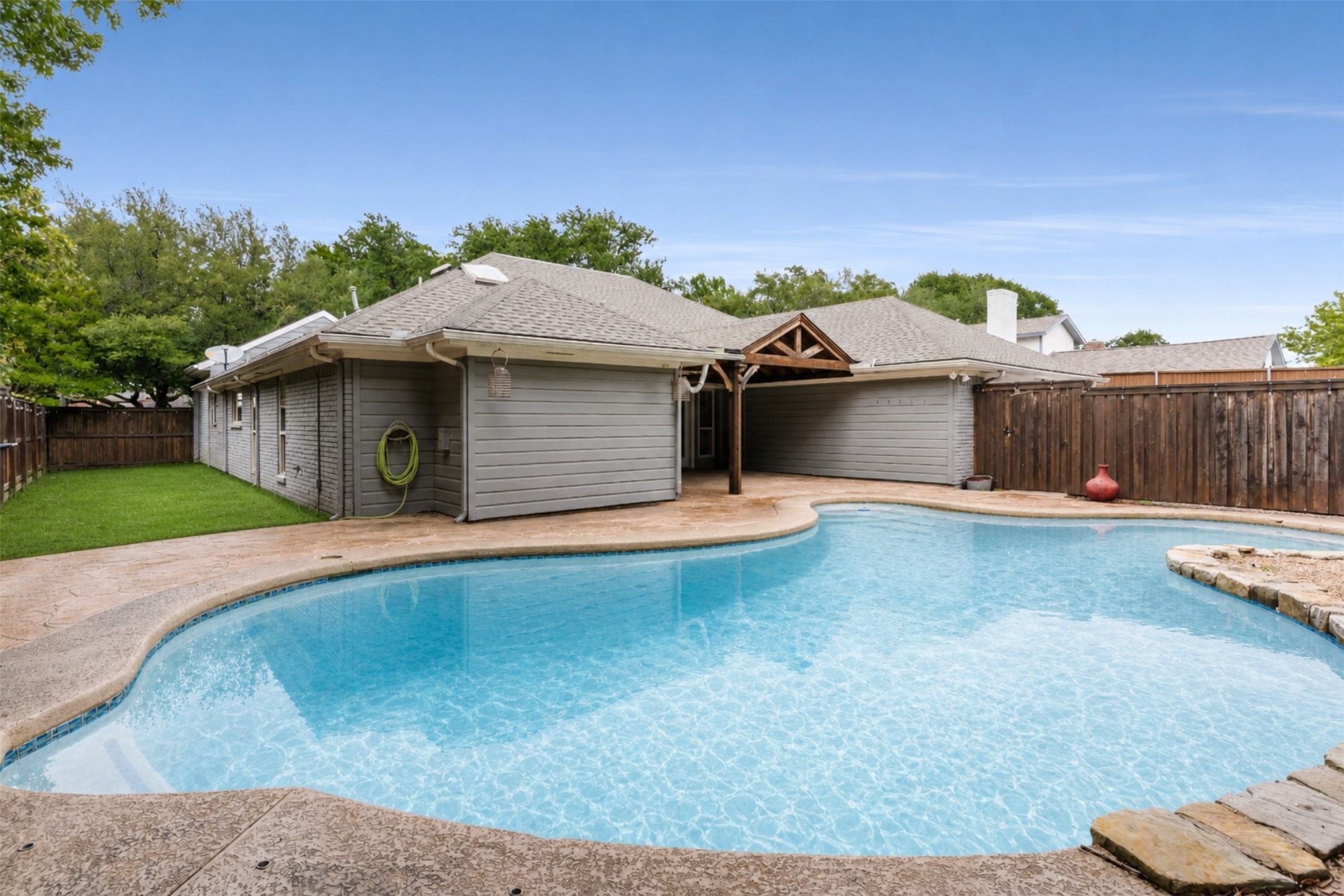 7610 Bantry Dallas TX 75248