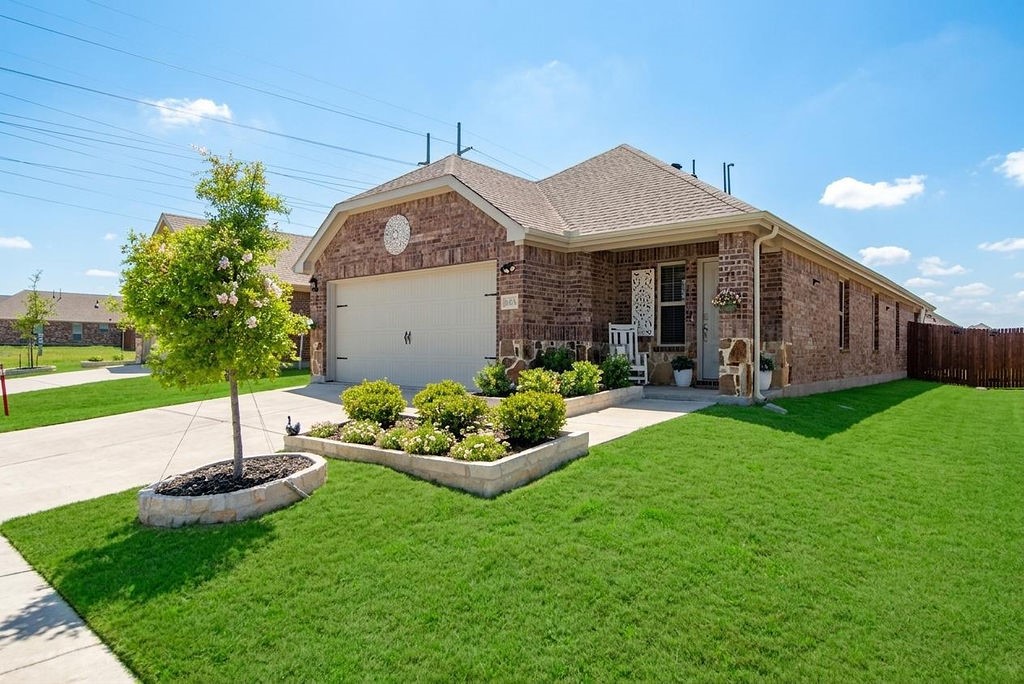 608 Daybreak Lane Lavon TX 75166