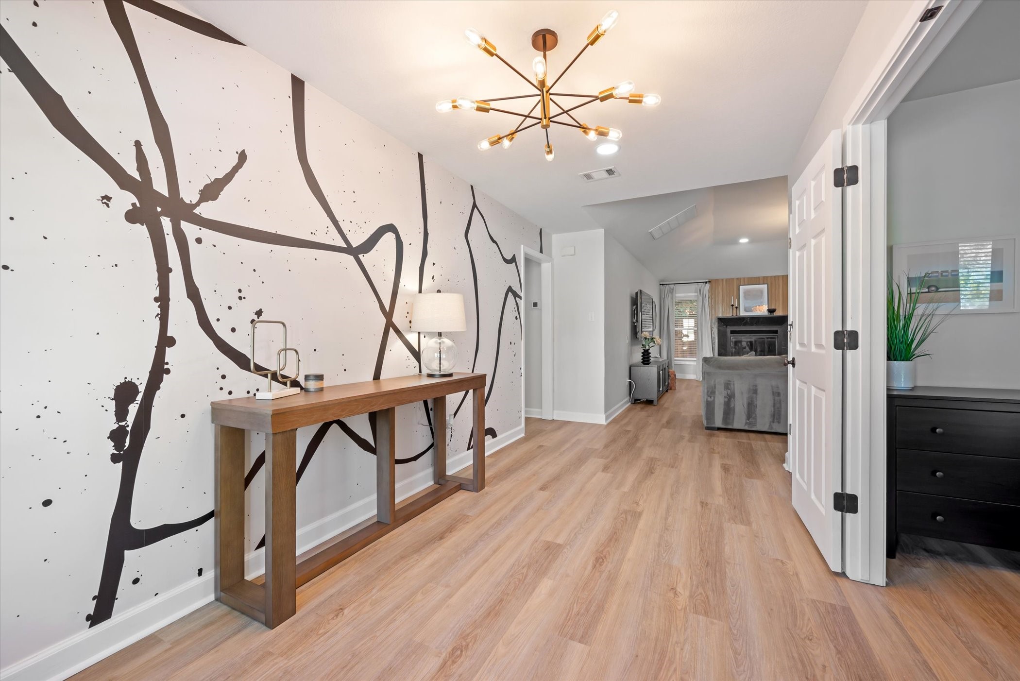 1706 Dunn Street Grapevine TX 76051