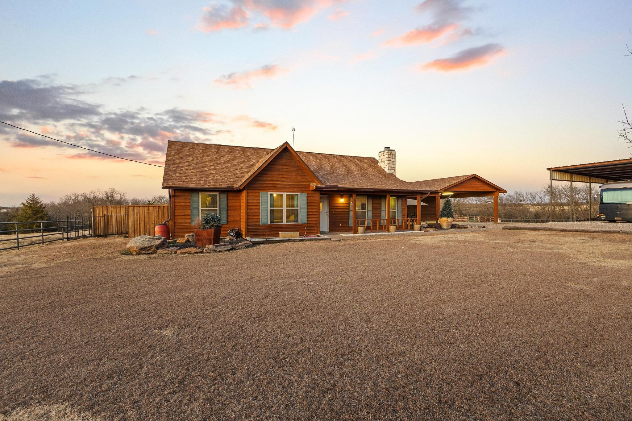 3954 County Road 1141 Leonard TX 75452