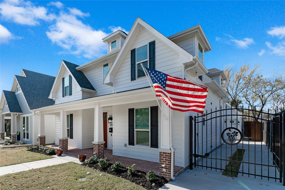 210 Church Street Grapevine TX 76051