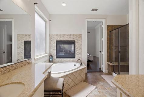 6517 Valencia Grove Pass Fort Worth TX 76132