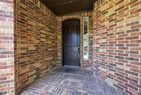 6517 Valencia Grove Pass Fort Worth TX 76132