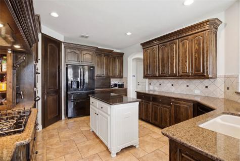6517 Valencia Grove Pass Fort Worth TX 76132