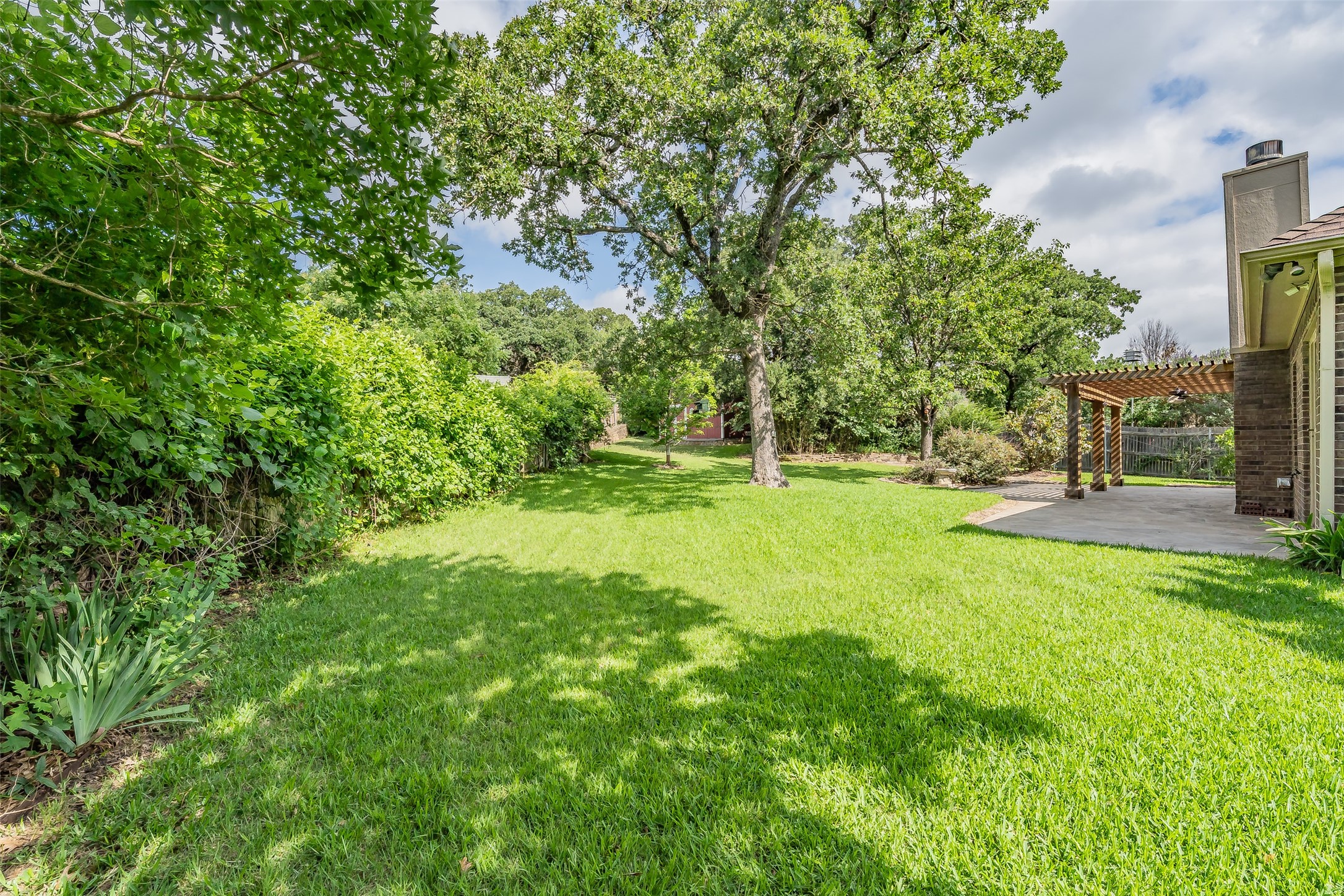 2728 Park Place Burleson TX 76028