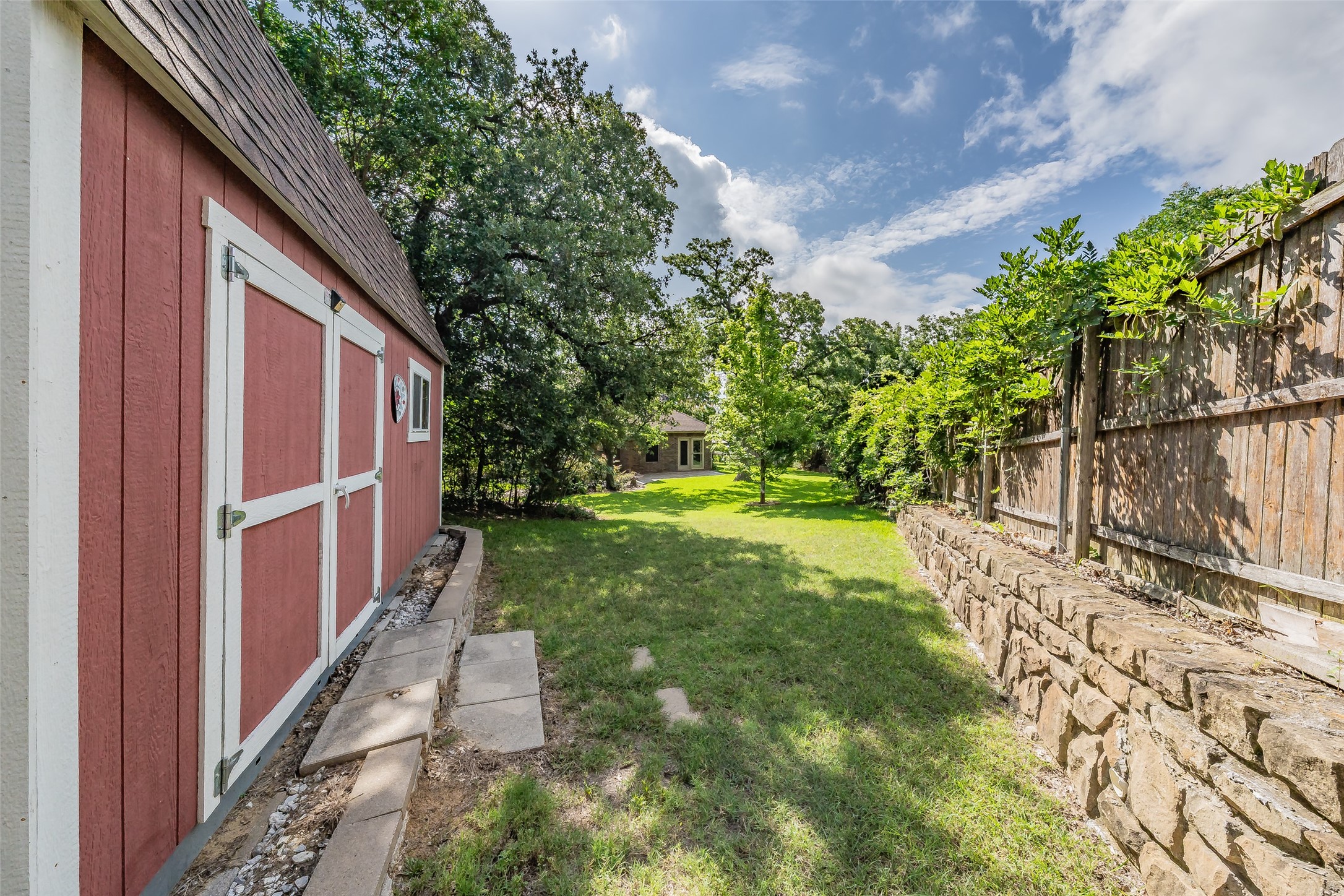 2728 Park Place Burleson TX 76028