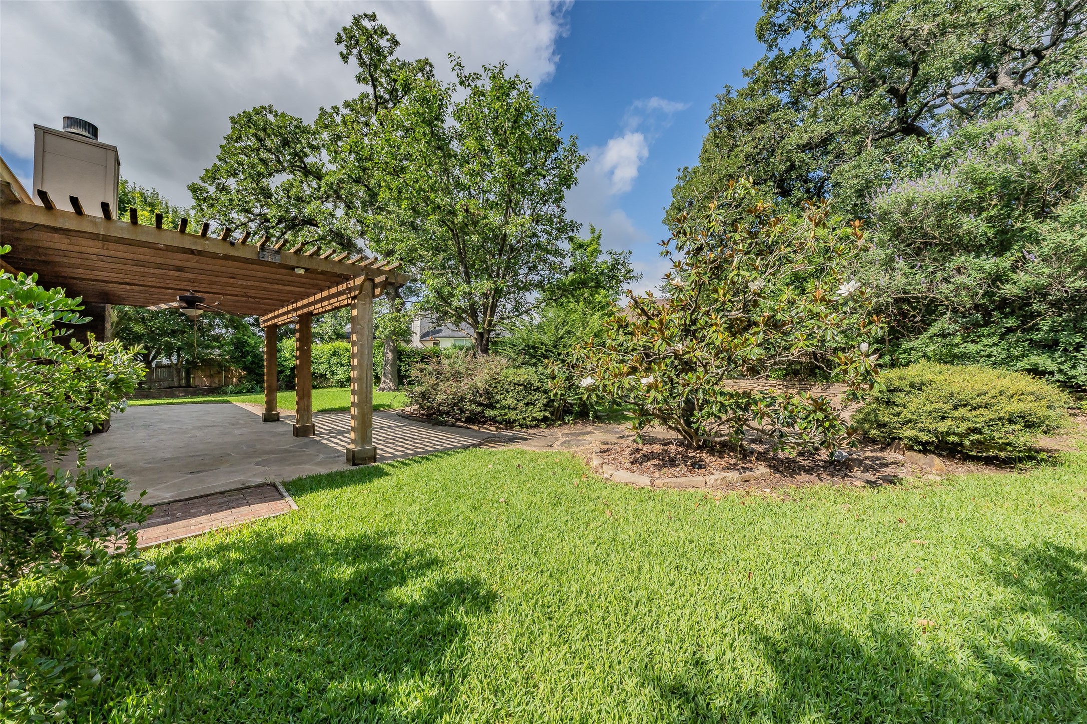 2728 Park Place Burleson TX 76028