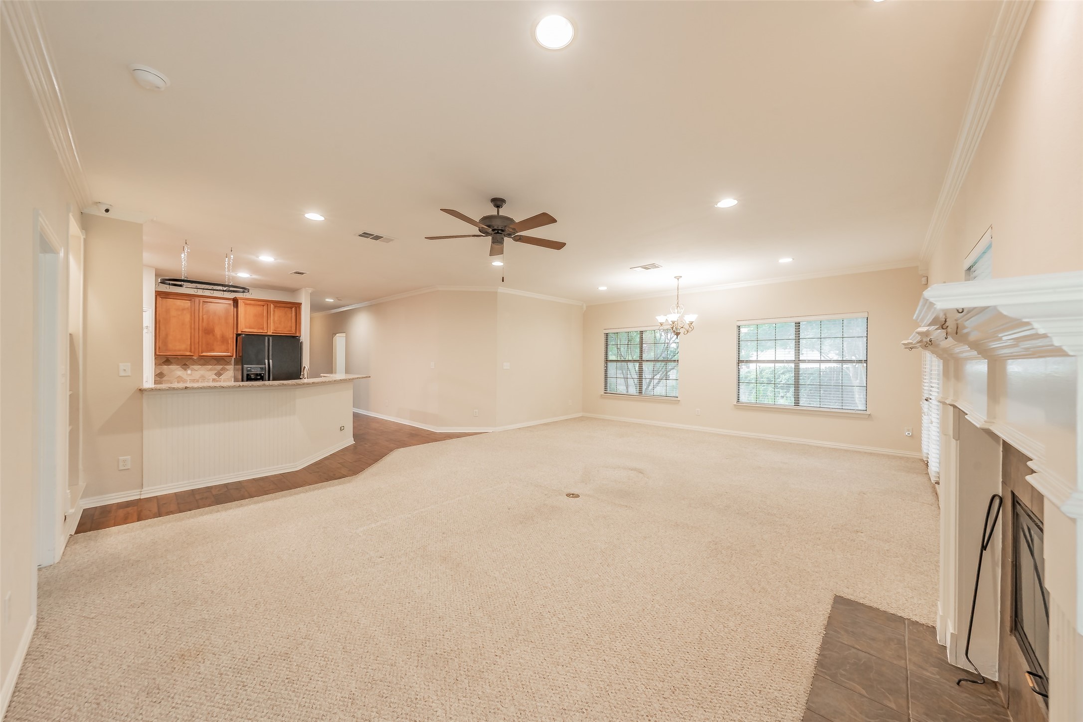 2728 Park Place Burleson TX 76028