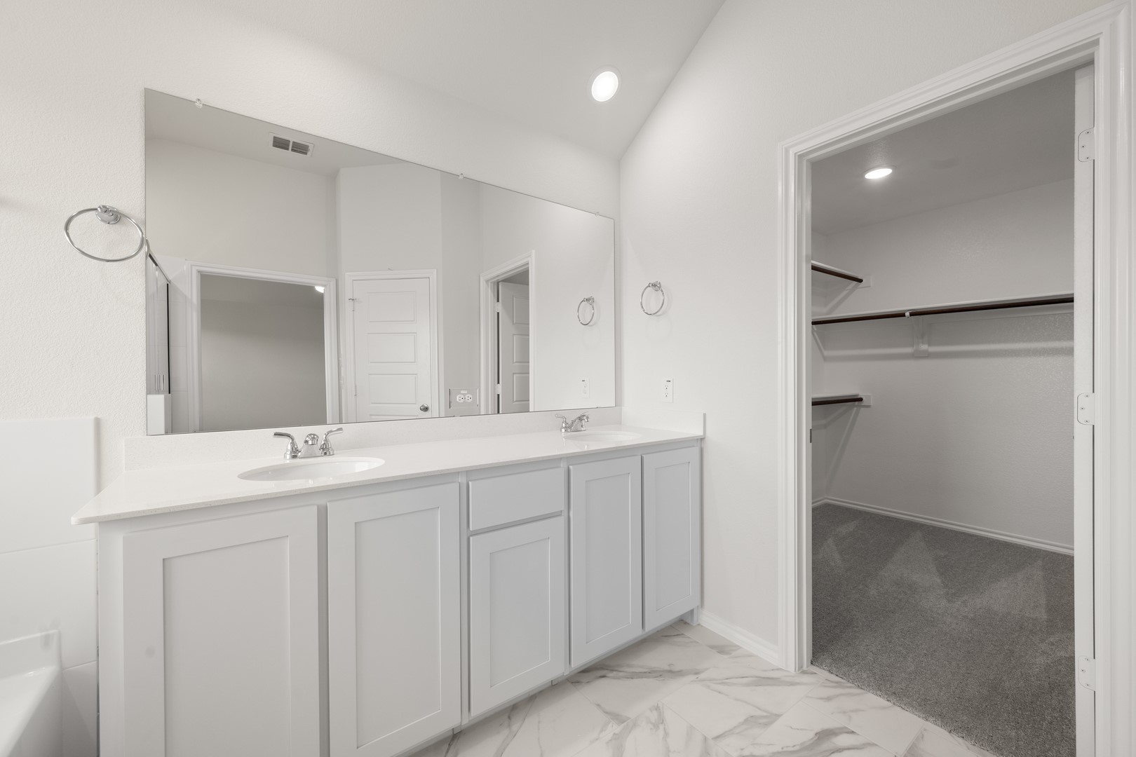 1176 Oak Spring Drive Burleson TX 76028