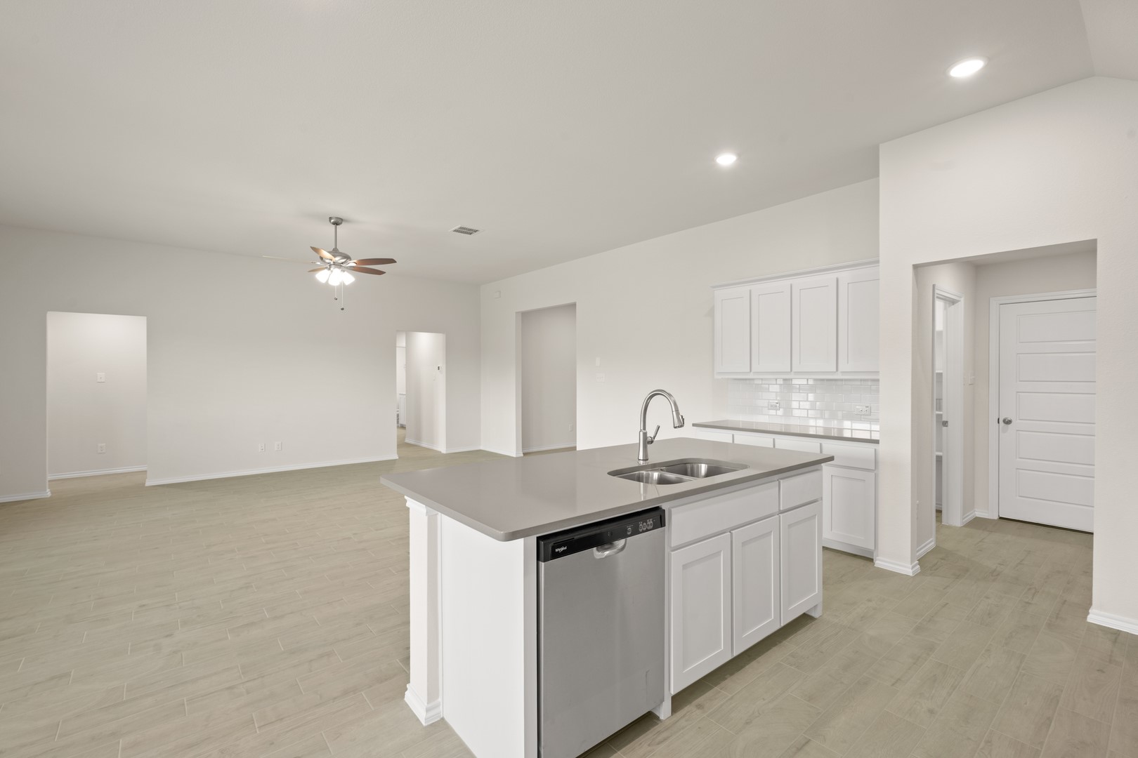 1176 Oak Spring Drive Burleson TX 76028