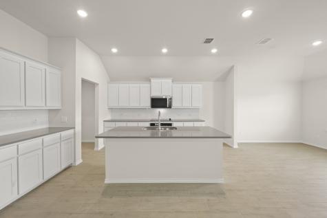 1176 Oak Spring Drive Burleson TX 76028
