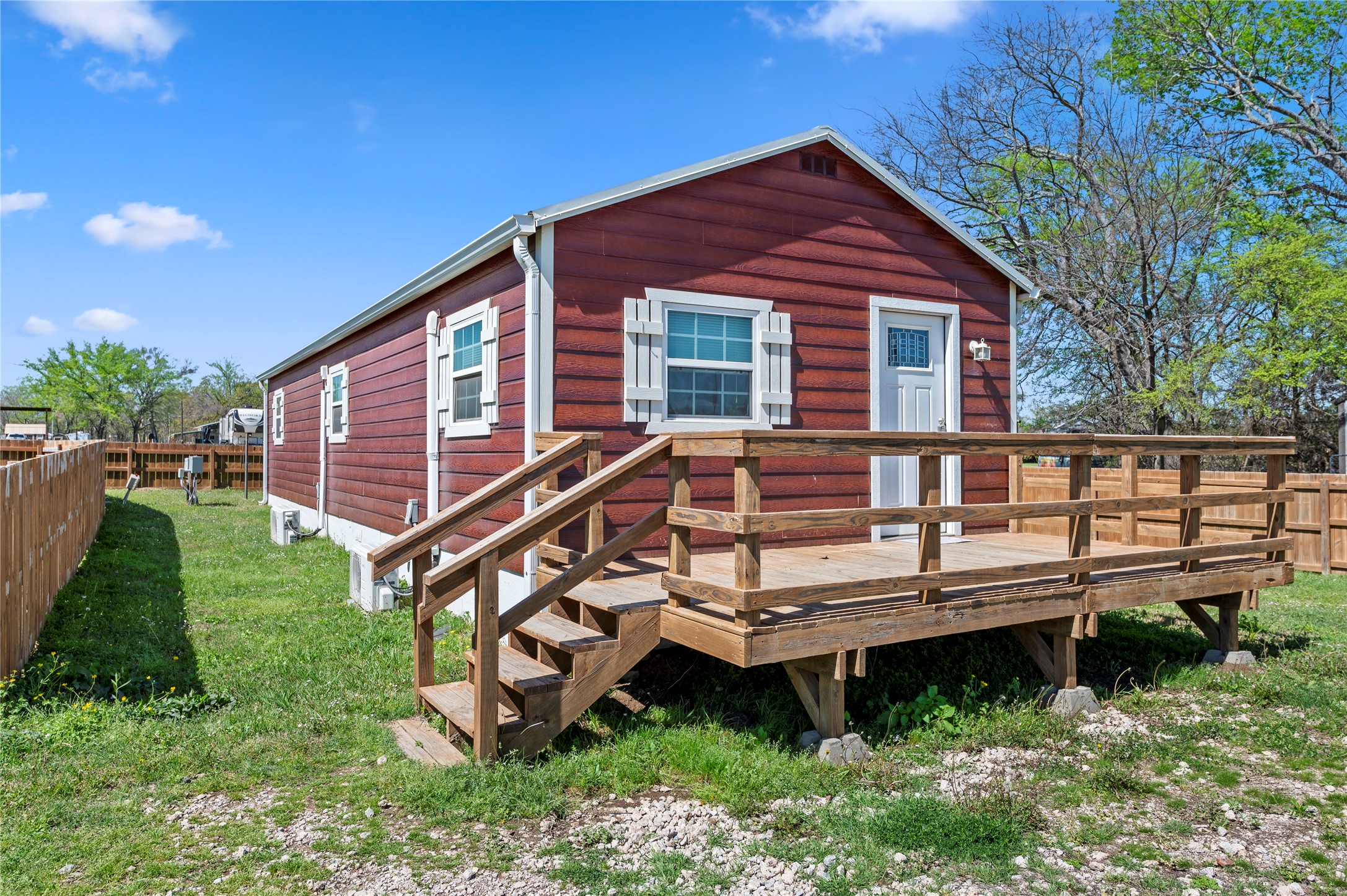 215 Geronimo Quitman TX 75783