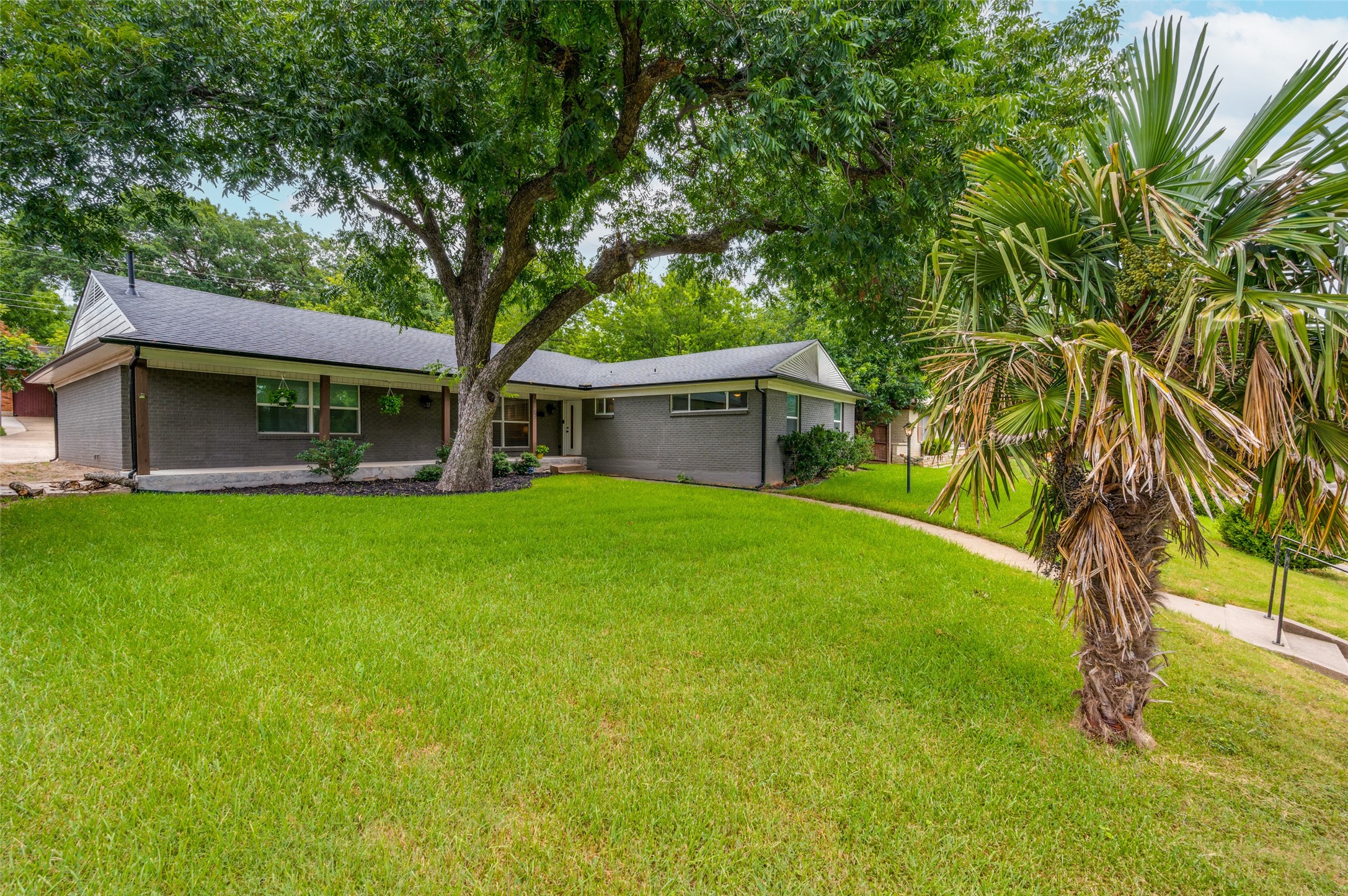 1629 W Pentagon Parkway Dallas TX 75224