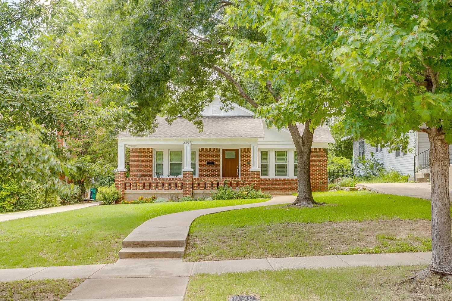 2204 Ashland Avenue Fort Worth TX 76107