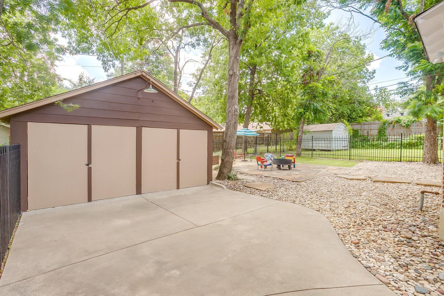 2204 Ashland Avenue Fort Worth TX 76107